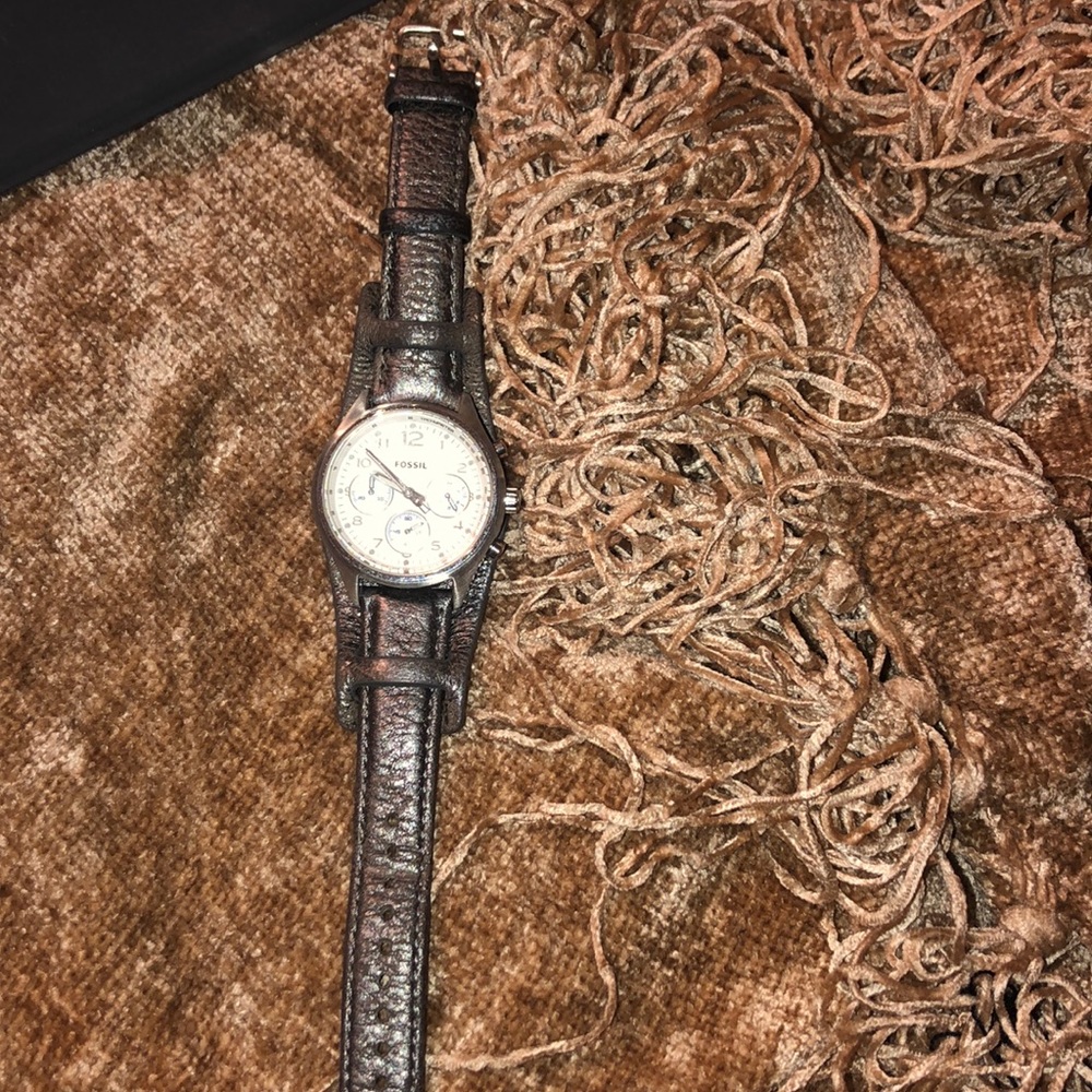 Fossil watch